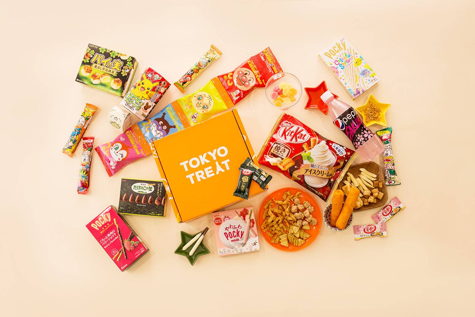Treat yourself: TokyoTreat’s Classic and Premium boxes have a good mix of sweet and savory options from well-known brands such as Calbee and KitKat. | Courtesy of TokyoTreat 