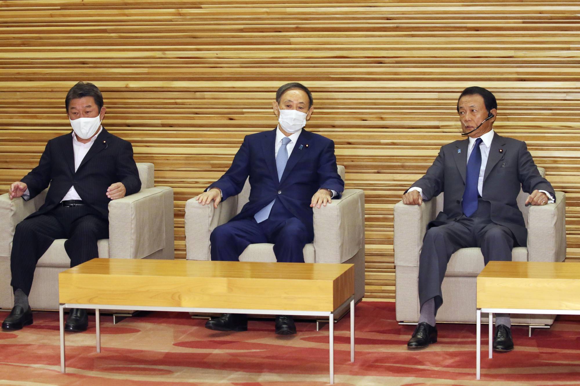 The Cabinet on Tuesday approved the appointment of Meiji Kakizaki as a special adviser to Prime Minister Yoshihide Suga, starting Thursday. | KYODO