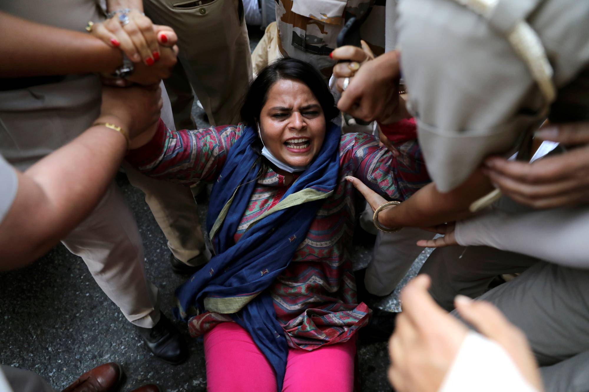 Woman dies in New Delhi after gang rape, fueling outrage again in India