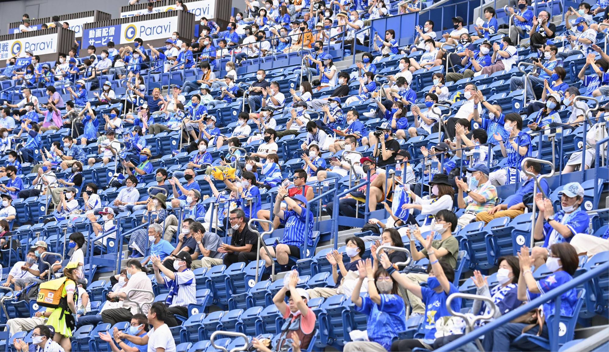 A three-day trial will be held at Yokohama Stadium from Oct. 30, with the stadium filled to 80% of its full 34,000-spectator capacity. | KYODO