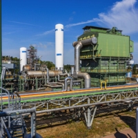 A Linde AG hydrogen plant in Leuna, Germany. Governments, energy giants, automobile companies and lobbying groups say hydrogen use is pivotal for cutting greenhouse gas emissions. | BLOOMBERG