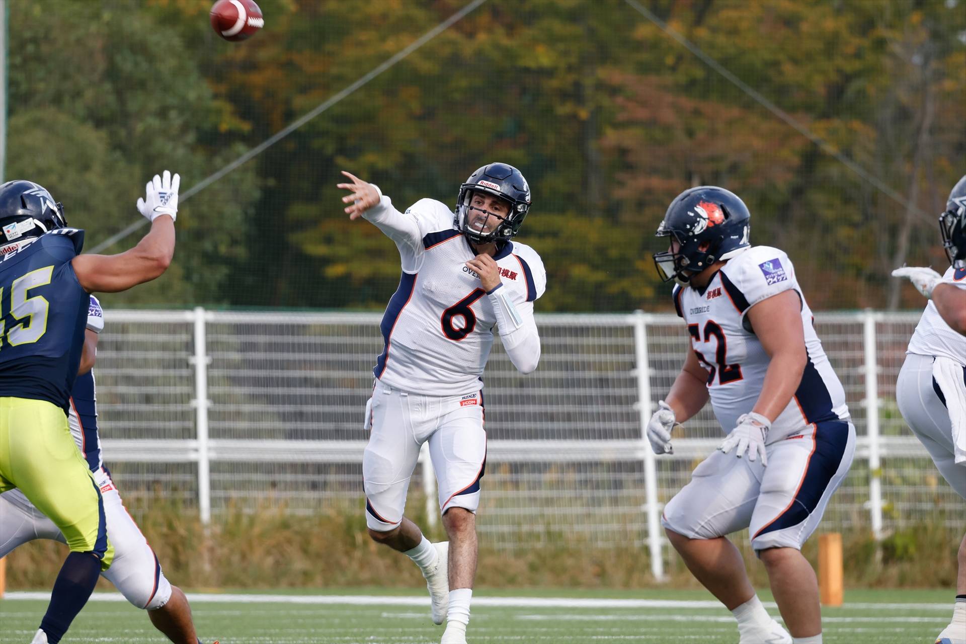 Rise quarterback Kurt Palandech throws in his X League debut against Kobe on Nov. 8. | COURTESY OF KOHEI SAEKI / NOJIMA SAGAMIHARA RISE