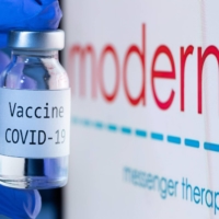 Masayuki Miyasaka, professor emeritus of immunology at Osaka University, said in a Lower House committee meeting last week that the vaccines being developed by Pfizer and Moderna look to be highly effective, but expressed caution about their safety over the long term. | AFP-JIJI