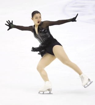 Kaori Sakamoto performs her free skate during the NHK Trophy on Saturday in Osaka. | KYODO