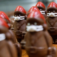 Many cocoa growers in West Africa live below the poverty line, growing beans on only one or two hectares. | REUTERS