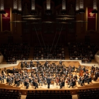 A blaze of passion: The Vienna Philharmonic performed “The Firebird” by Igor Stravinsky under the baton of Russian conductor Valery Gergiev at Suntory Hall on Nov. 12. | © SUNTORY HALL
