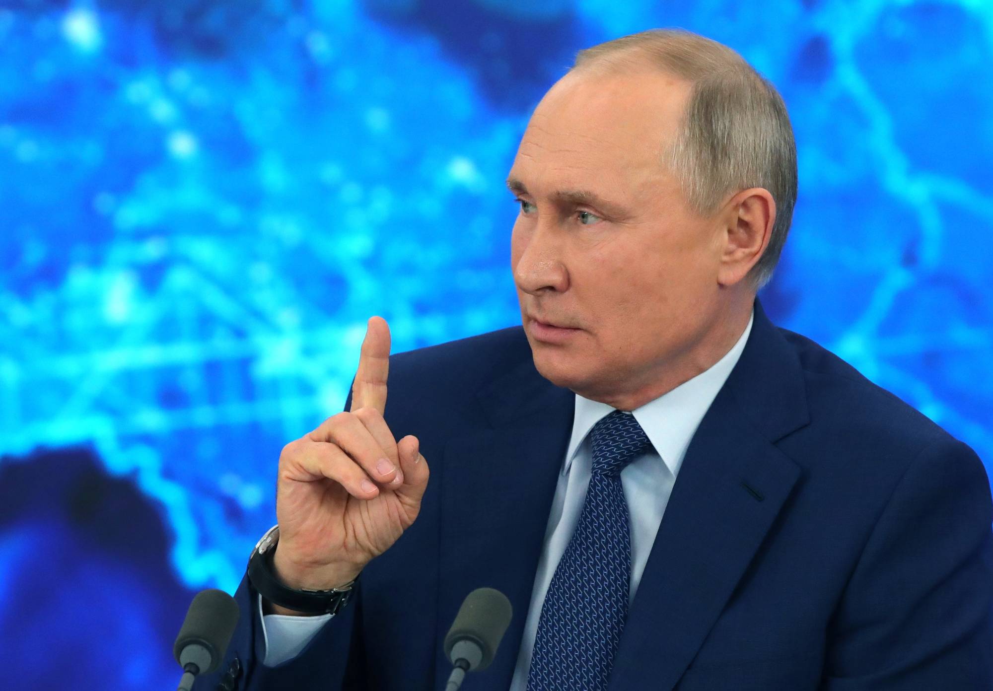 For some in Russia’s elite, Putin’s future is again a hot topic The