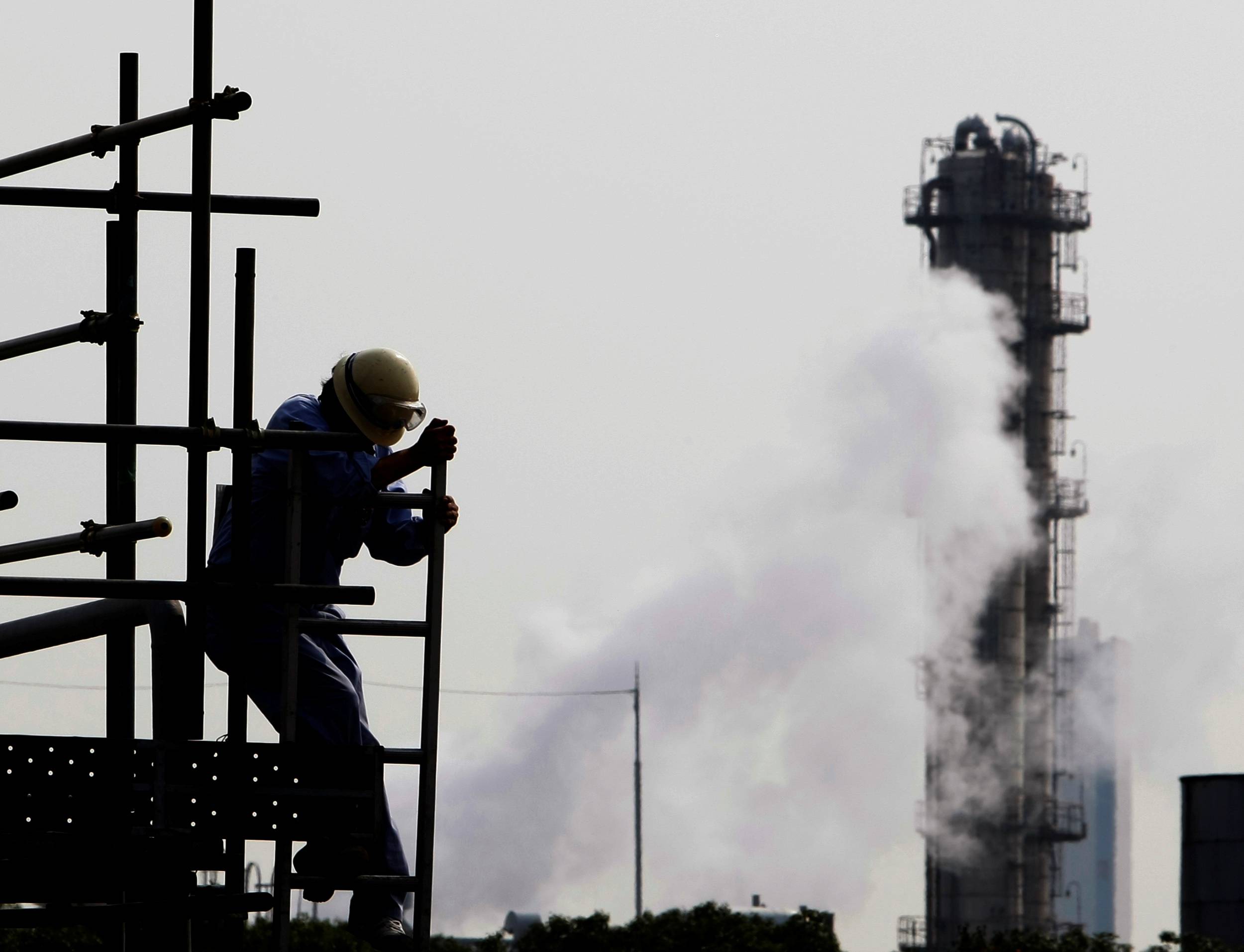 A trade ministry report released Friday designates 14 industries in which significant growth and investment are key to achieve decarbonization. | REUTERS