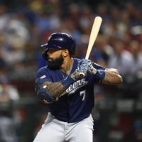 The Brewers\' Eric Thames bats against the Diamondbacks in Phoenix on July 18, 2019. | USA TODAY / VIA REUTERS