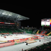 Mosaic Stadium is seen before the start of the 2019 Heritage Classic between the Jets and Flames on Oct. 26, 2019. | USA TODAY / VIA REUTERS