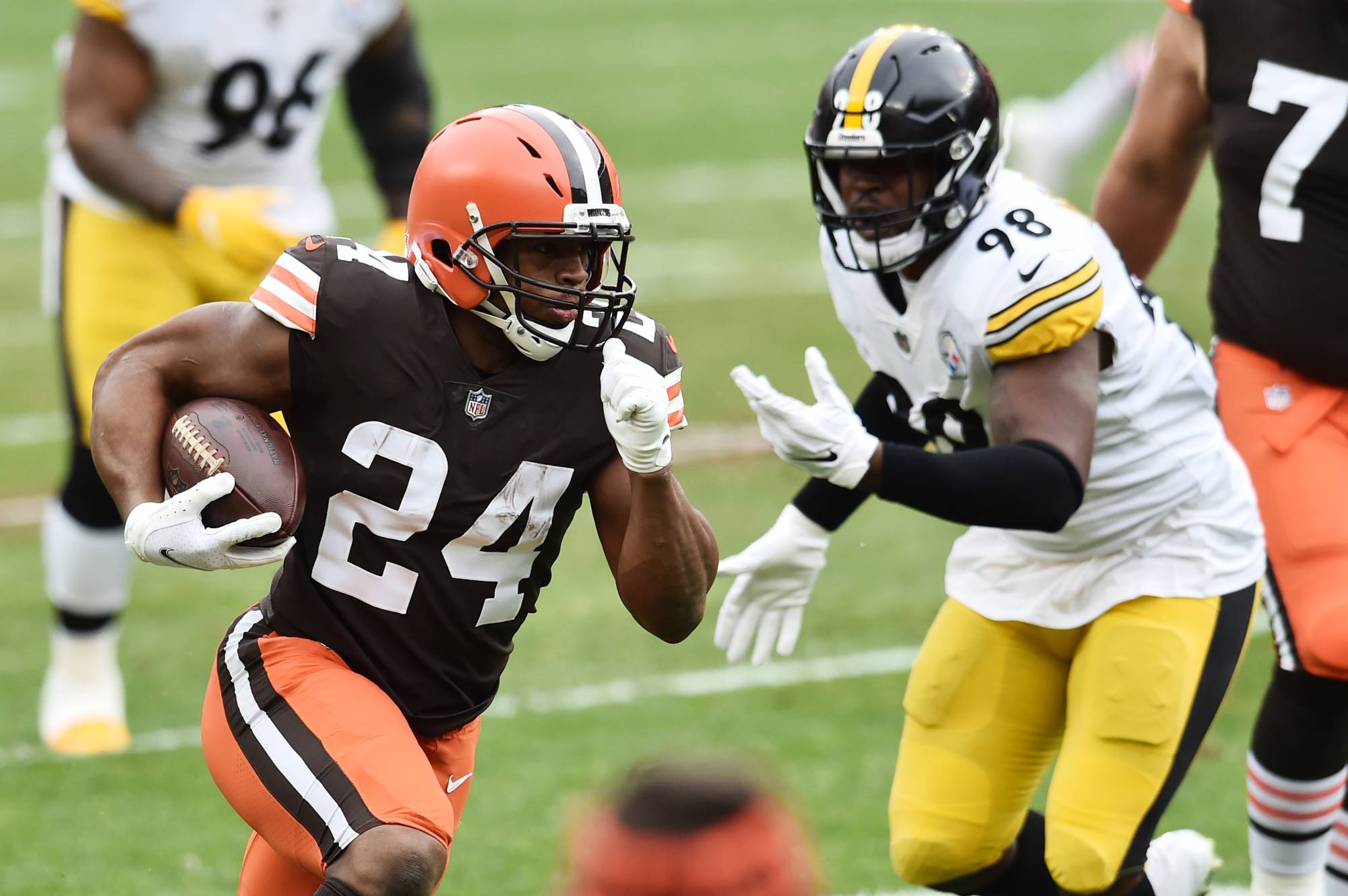 pittsburgh steelers versus the browns