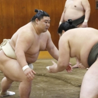Ozeki Shodai trains on Thursday ahead of the New Year Grand Sumo Tournament. | JAPAN SUMO ASSOCIATION / VIA KYODO