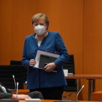 Chancellor Angela Merkel of Germany said she was \"angry and sad\" after supporters of U.S. President Donald Trump stormed into the U.S. Capitol building in Washington on Wednesday.  | AFP-JIJI