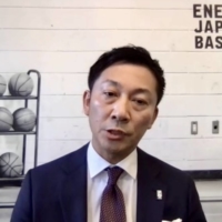 B. League Chairman Shinji Shimada speaks during an online news conference on Sunday. | KAZ NAGATSUKA
