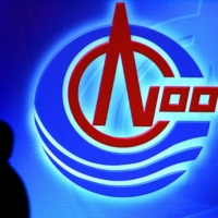 The U.S. Commerce Department on Thursday added China\'s state oil giant CNOOC to its blacklist over what it called \"belligerent\" actions in the disputed South China Sea. | AFP-JIJI