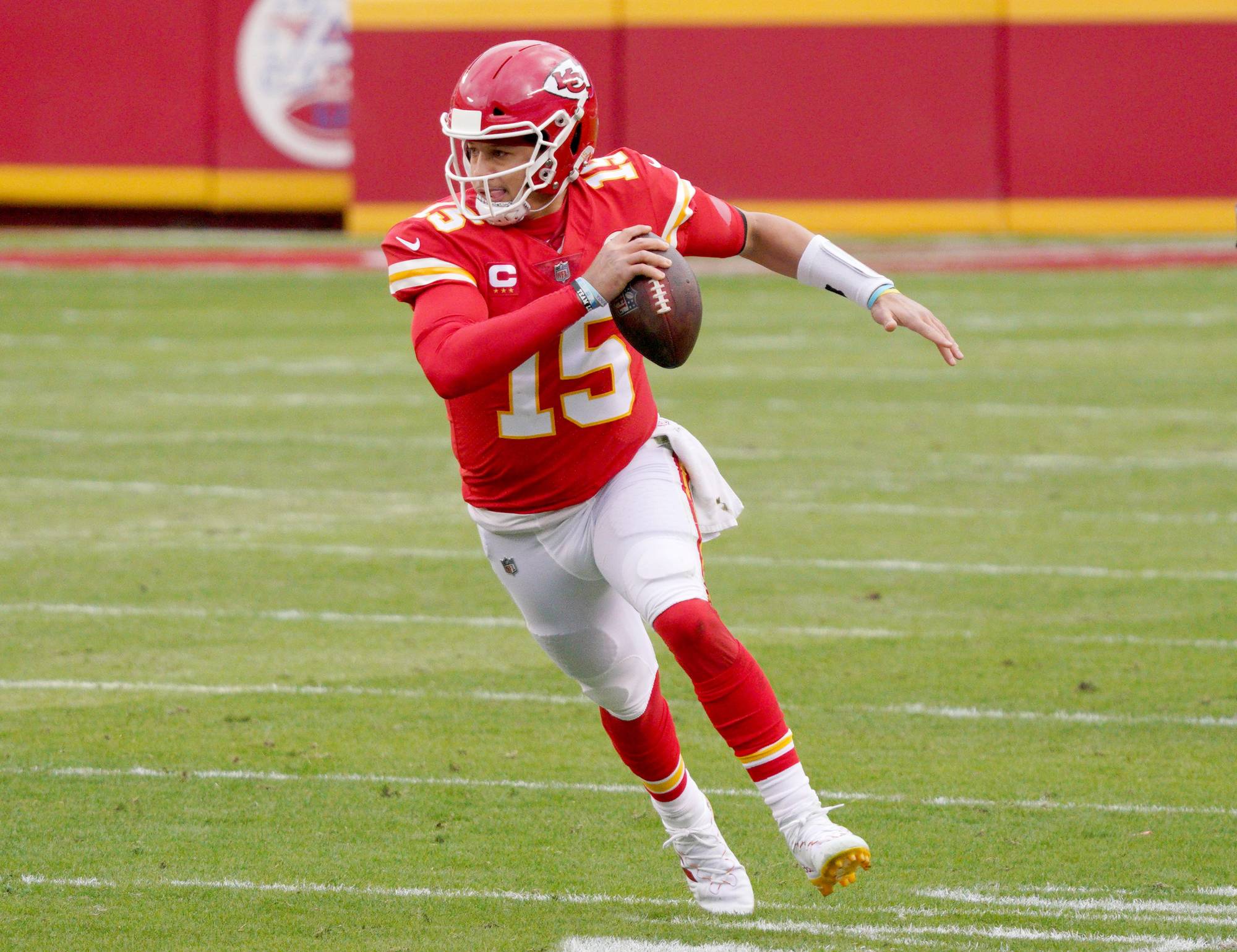 Chiefs QB Patrick Mahomes on track to play in AFC title game - The