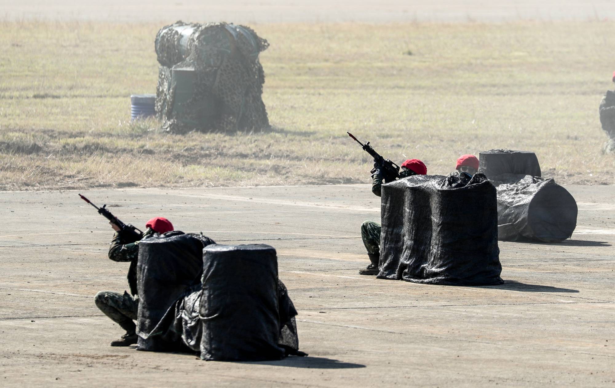 Members of Taiwan's armed forces participate in a military exercise in Hukou, Hsinchu county, on Jan. 19. | Bloomberg