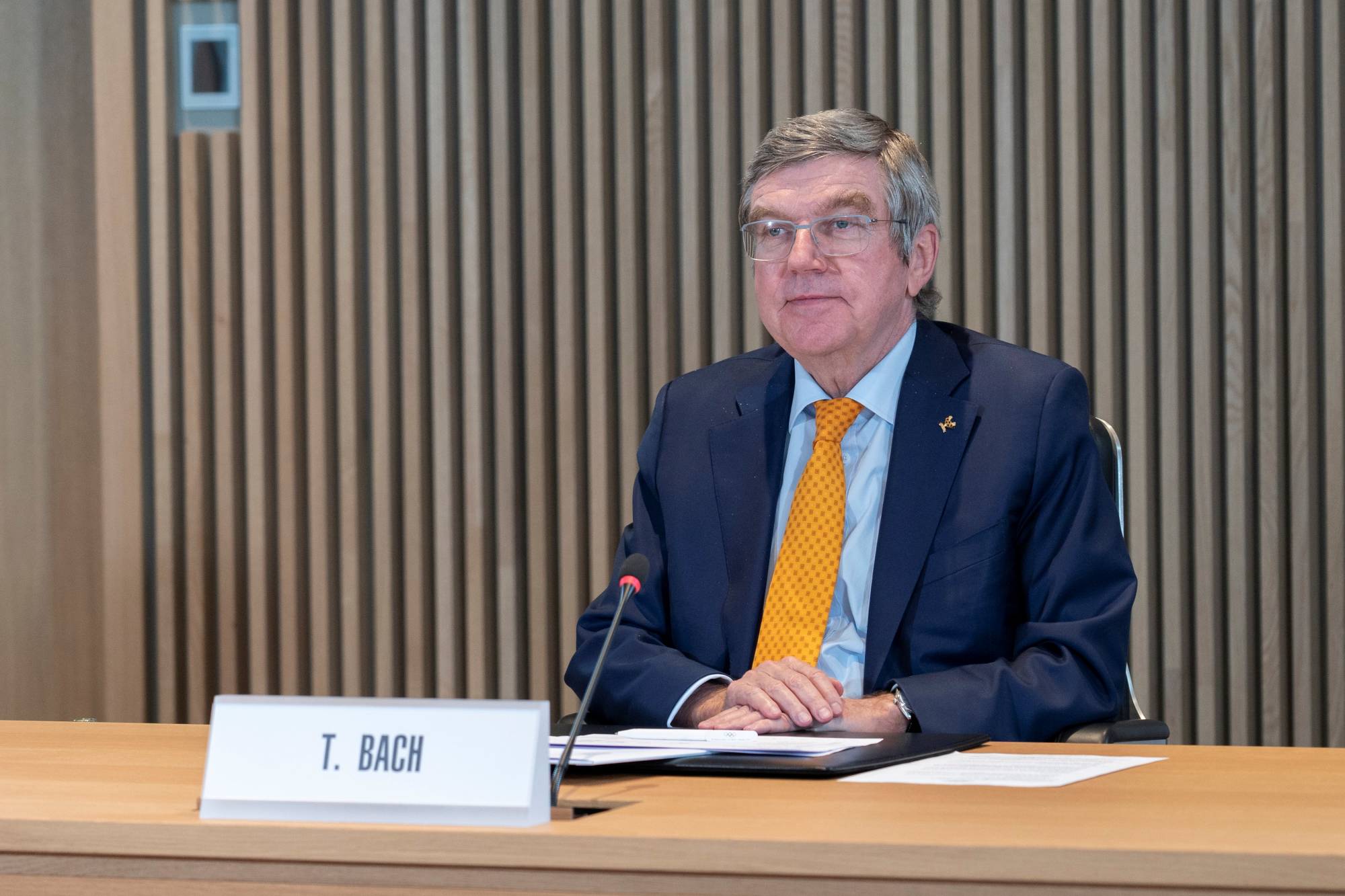 IOC President Thomas Bach hosts a meeting of the executive board at the Olympic House in Lausanne, Switzerland, on Wednesday. | GREG MARTIN / IOC / VIA REUTERS