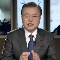 South Korean President Moon Jae-in speaks during the World Economic Forum on Jan. 27. | WORLD ECONOMIC FORUM / VIA AFP-JIJI