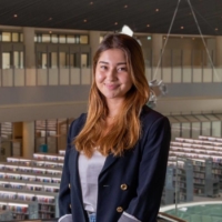 Get the picture: Meg Hoffmann Nakagawa took advantage of her new iPad’s drawing apps to create a bilingual Instagram account that seeks to educate people on mental health.