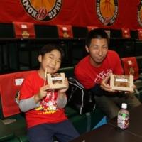 The Diamond Dolphins are moving to eliminate plastic packaging and utensils at their concession stands this season. | COURTESY OF THE NAGOYA DIAMOND DOLPHINS
