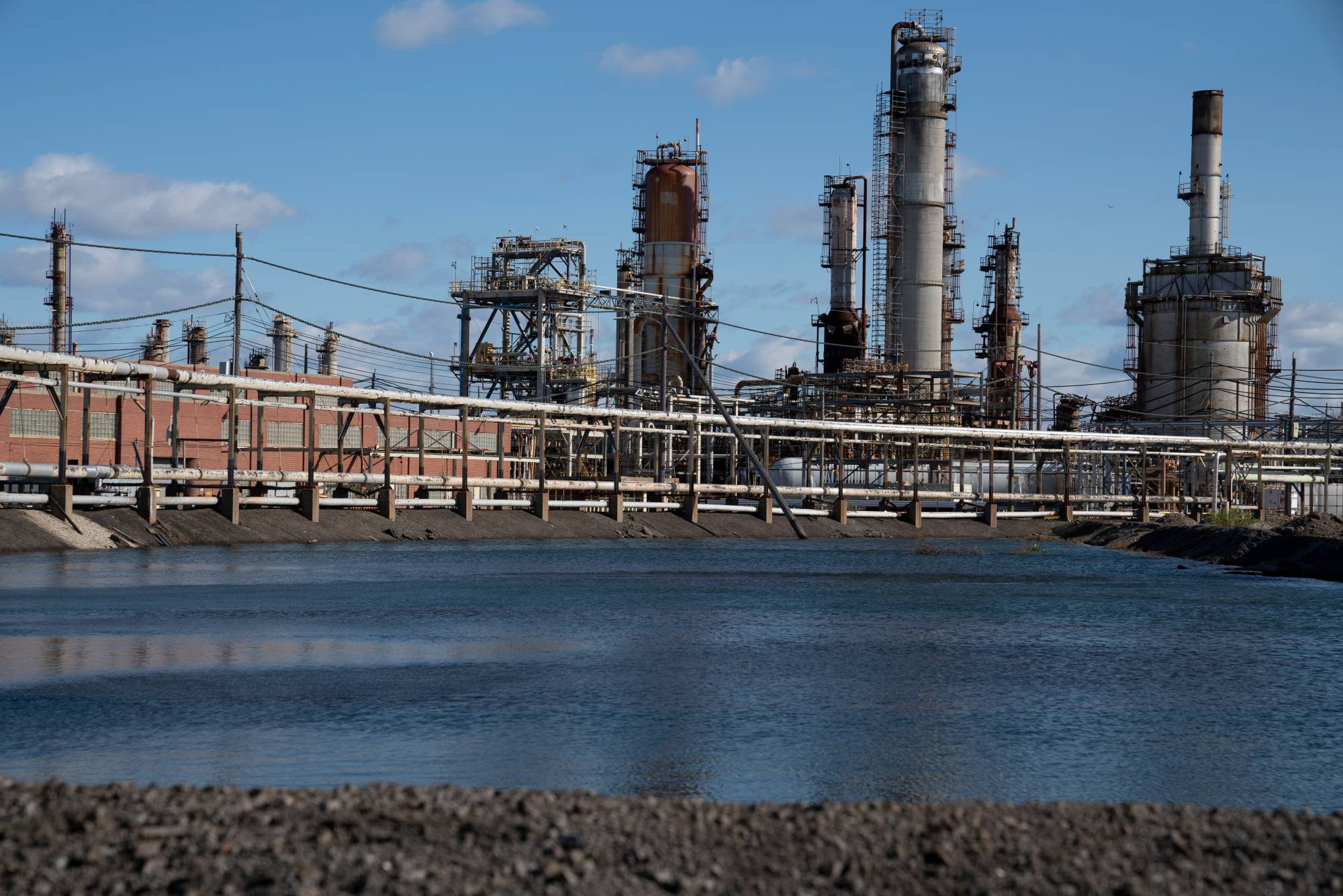 Hilco Redevelopment Partners, a real estate firm that specializes in renovating old industrial properties, bought the PES refinery out of bankruptcy for $225.5 million in June. | REUTERS
