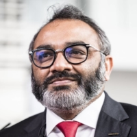 Nissan Motor Co. Chief Operating Officer Ashwani Gupta says the company is focusing on electrifying sedans and SUVs for the U.S.market. | BLOOMBERG