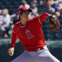The Angels\' Shohei Ohtani pitches against the A\'s during a spring training game in Mesa, Arizona, on Friday. | USA TODAY / VIA REUTERS