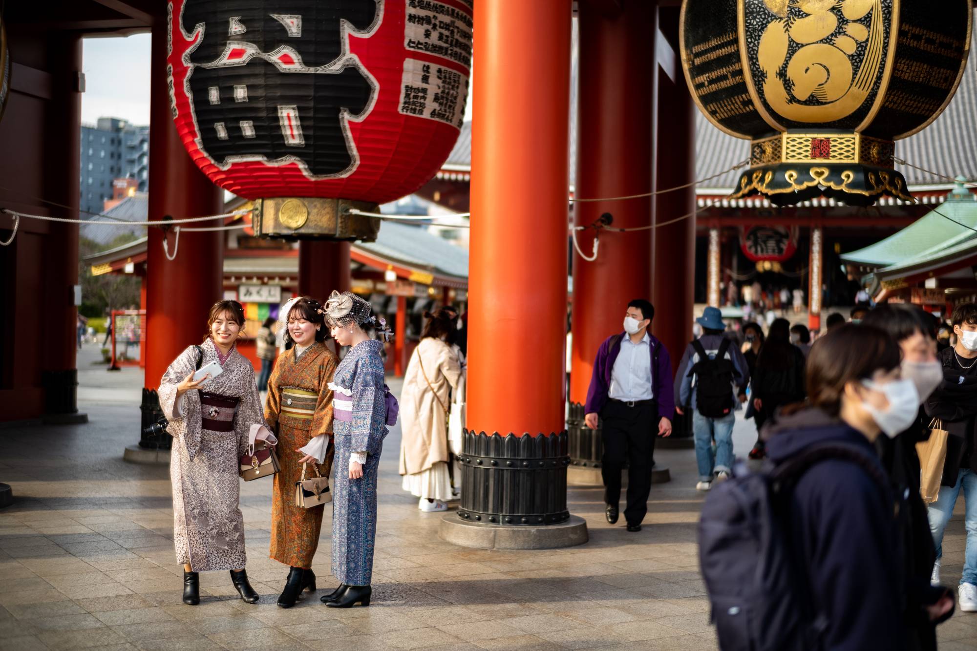 Visitors flock to Sensoji temple in Tokyo on March 6. | RYUSEI TAKAHASHI