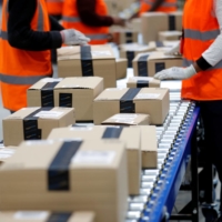 Amazon can afford to lift its workers out of poverty, so why does it rely on taxpayers to fill in the blanks? | REUTERS