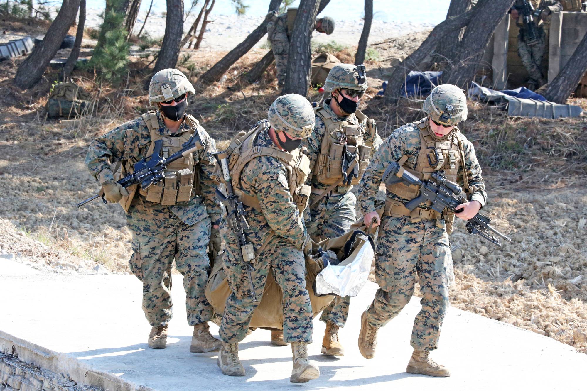 U.S. Army soldiers and South Korean Marines take part in a joint military exercise in Pohang, South Korea, on Thursday. | Yonhap / via REUTERS 