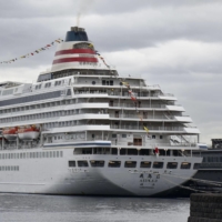 While infections are not believed to have spread among the 302 passengers and 425 crew aboard the Asuka II, the scheduled cruise was canceled and set to make an emergency return to port. | KYODO