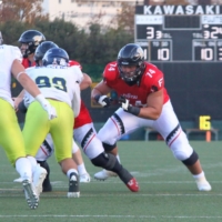 The Frontiers\' Tomoya Machino competes against Elecom during an X League game in Kawasaki in November 2020. | KAZ NAGATSUKA
