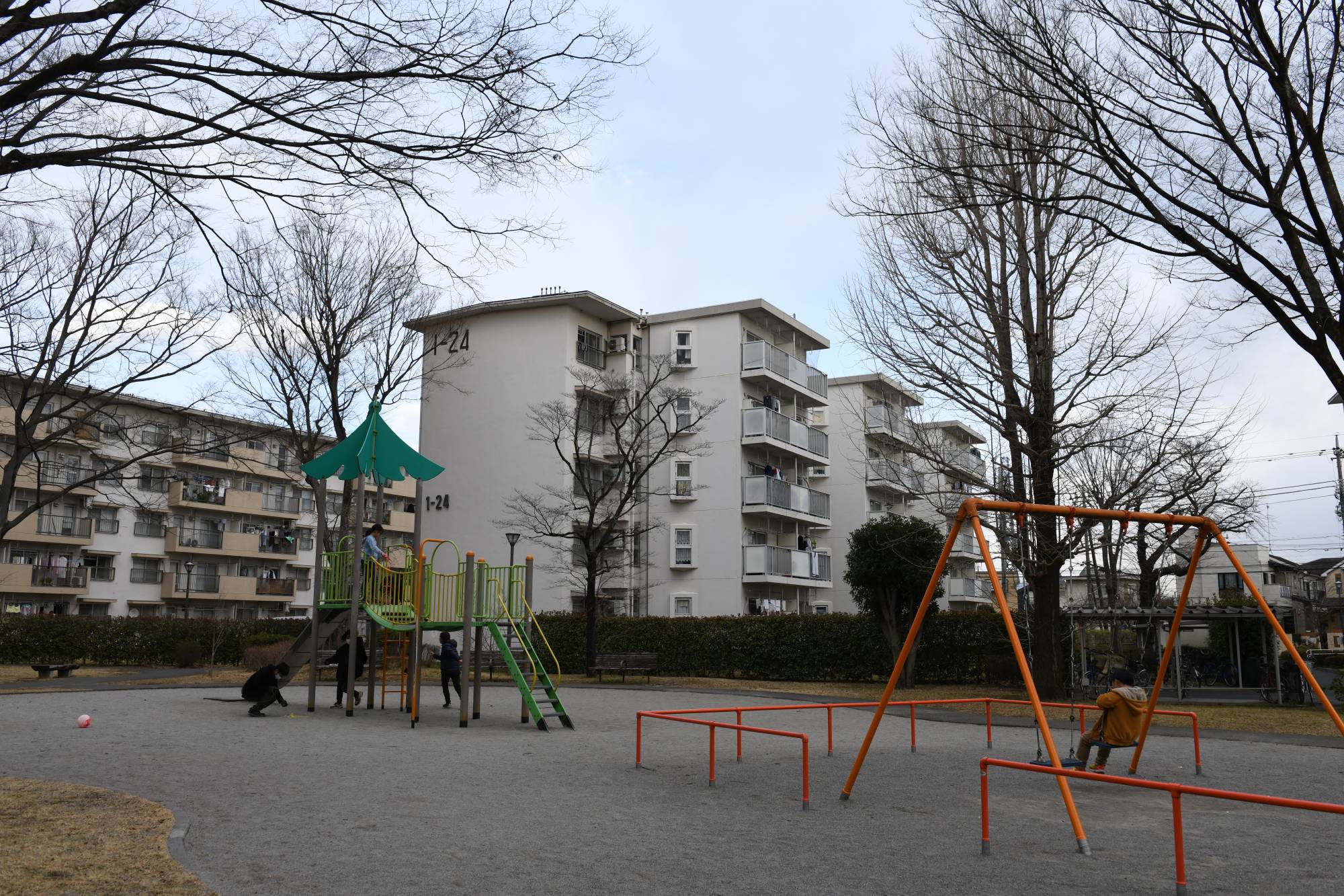 The number of children age 14 or younger stood at 14.93 million as of April 1, some 190,000 fewer than a year before. | BLOOMBERG