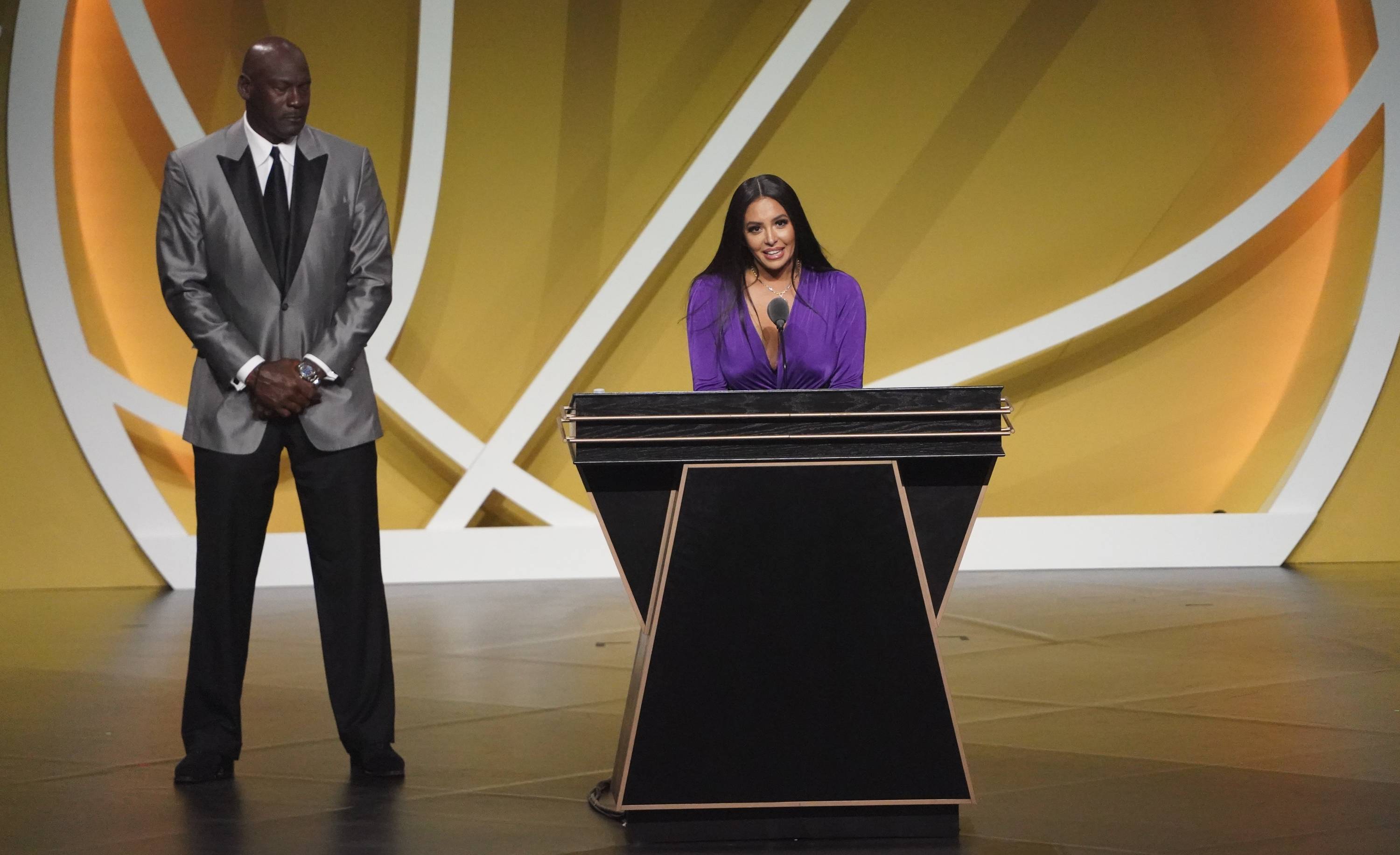 Kobe Bryant inducted into NBA Hall of Fame, NBA News