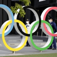 A total of 395 people have applied for 200 slots for certified sports doctors to work during the Tokyo Olympics and Paralympics. | BLOOMBERG