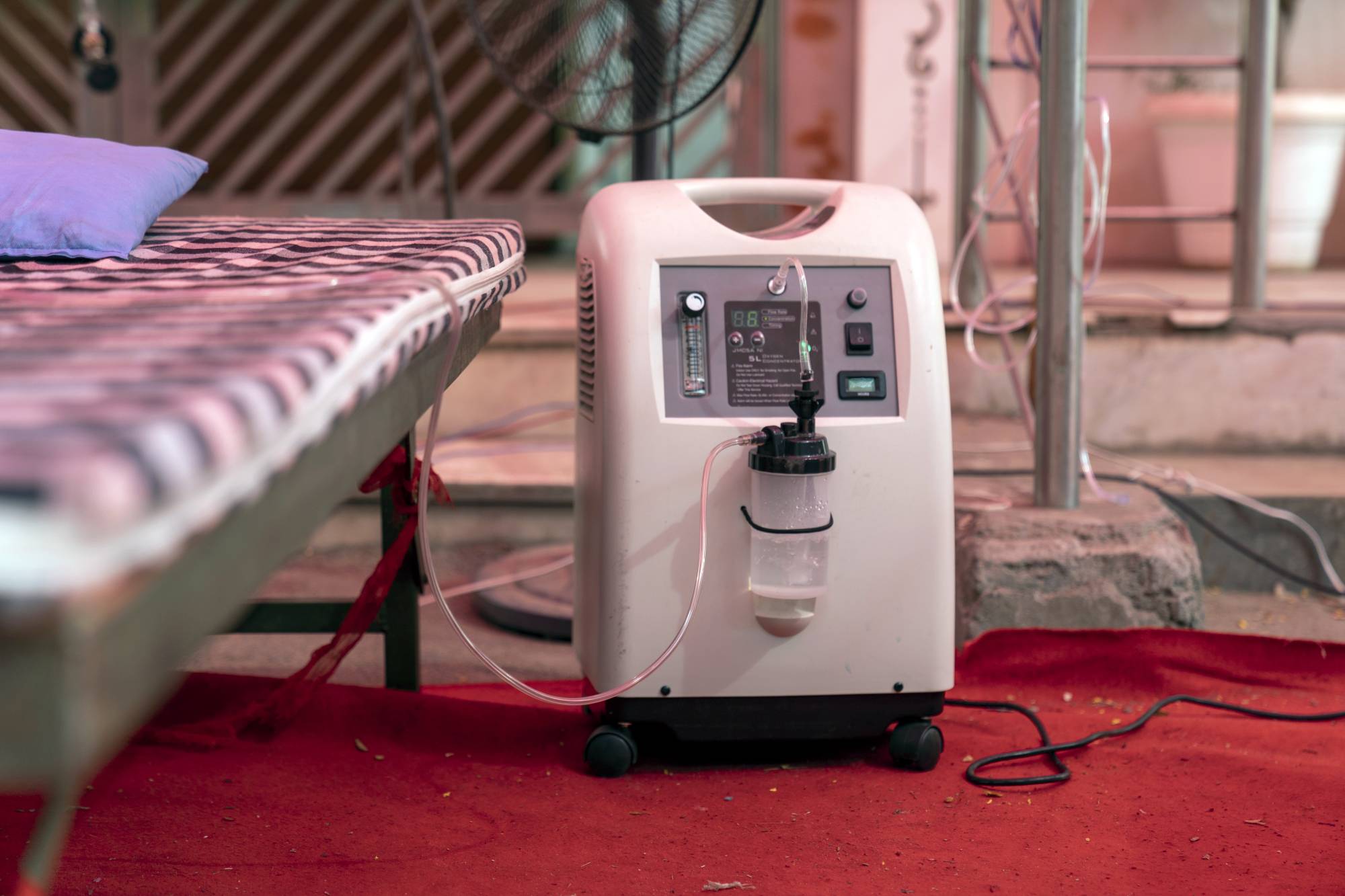 Oxygen concentrators can help people suffering with symptoms of COVID-19 infection. | BLOOMBERG