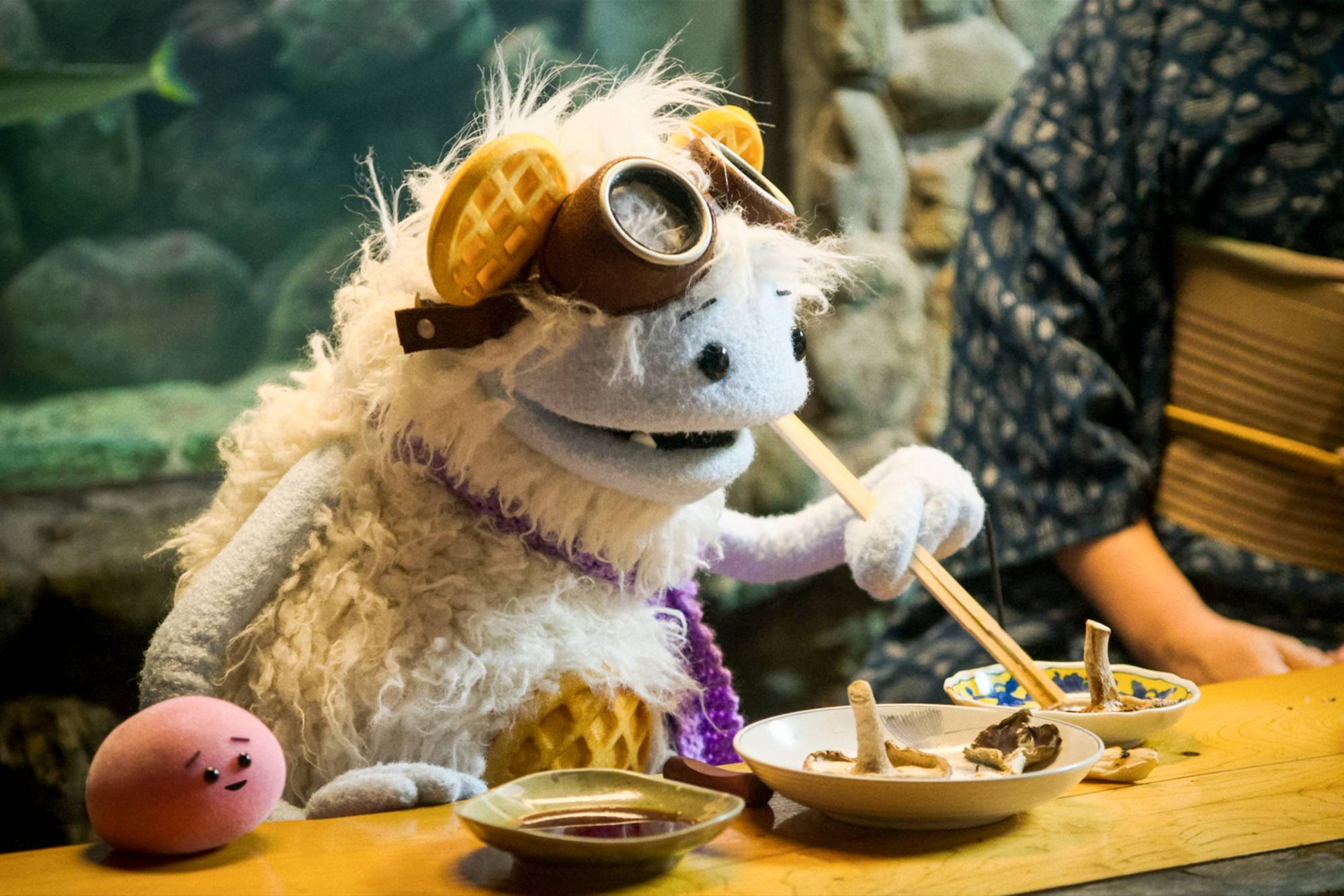 Each episode of kid’s show “Waffles + Mochi” is an exploration of the taste and texture of a single ingredient, such as a tomato or a mushroom. | NETFLIX ORIGINAL SERIES “WAFFLES + MOCHI” - NOW ON NETFLIX