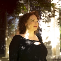 Jennifer Woda, an opera singer and music teacher, in Cleveland Heights, Ohio | BLOOMBERG 