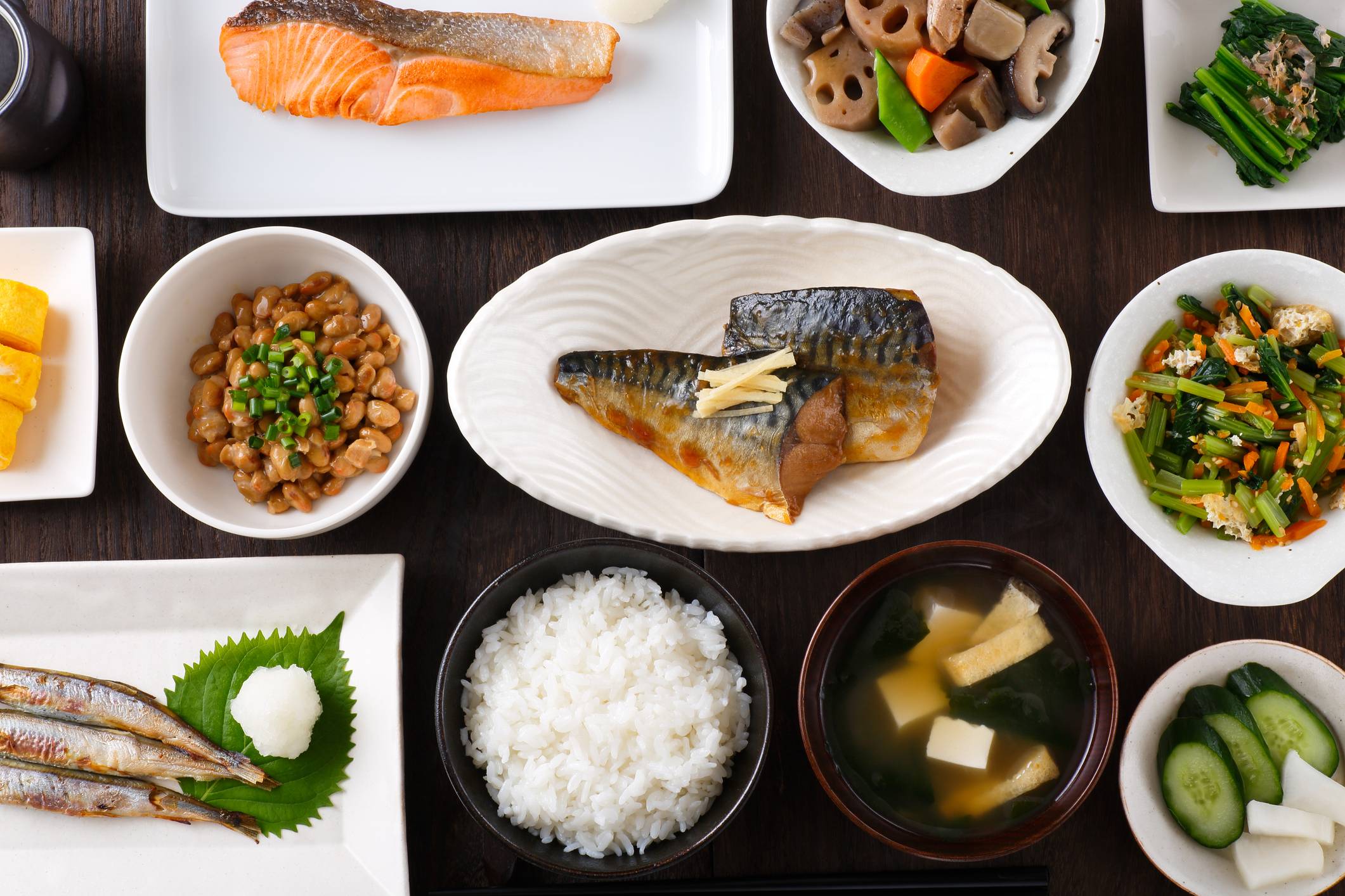 Practical washoku guidelines organize food choices so that the five colors (goshiki), five tastes (gomi) and five ways (gohō) of preparing food are evident at every meal. | GETTY IMAGES