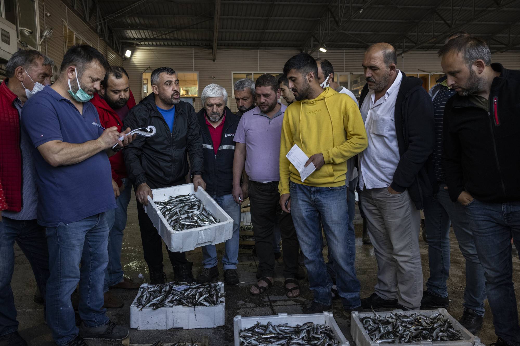 The mucilage in the Sea of Marmara is creating a crisis for the fishing industry: Customers are scared to eat the fish. | Ivor Prickett / The New York Times