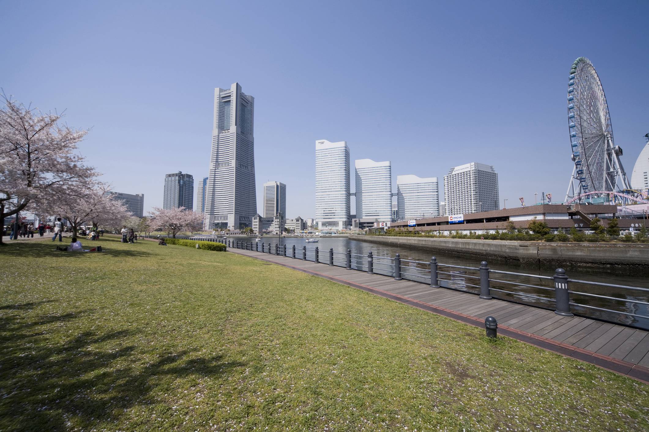 A good spot for a casino? Voters in Yokohama are set to head to the polls on Aug. 22 to elect a new mayor for the city. | GETTY IMAGES