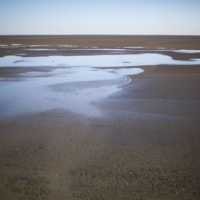 A section of Lake Urmia, which was once Iran’s largest lake, in 2014.  | MORTEZA NIKOUBAZL / THE NEW YORK TIMES

