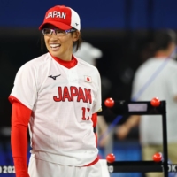 Yukiko Ueno pitched the first five innings of the gold medal game Tuesday and returned to retire the side in order in the seventh to lead Japan to the top of the podium. | REUTERS