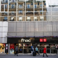 A Uniqlo clothing store, operated by Fast Retailing Co., in Paris | BLOOMBERG