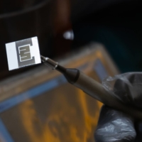 A perovskite solar cell at Kepco\'s Research Institute laboratory in Daejeon, South Korea | BLOOMBERG 