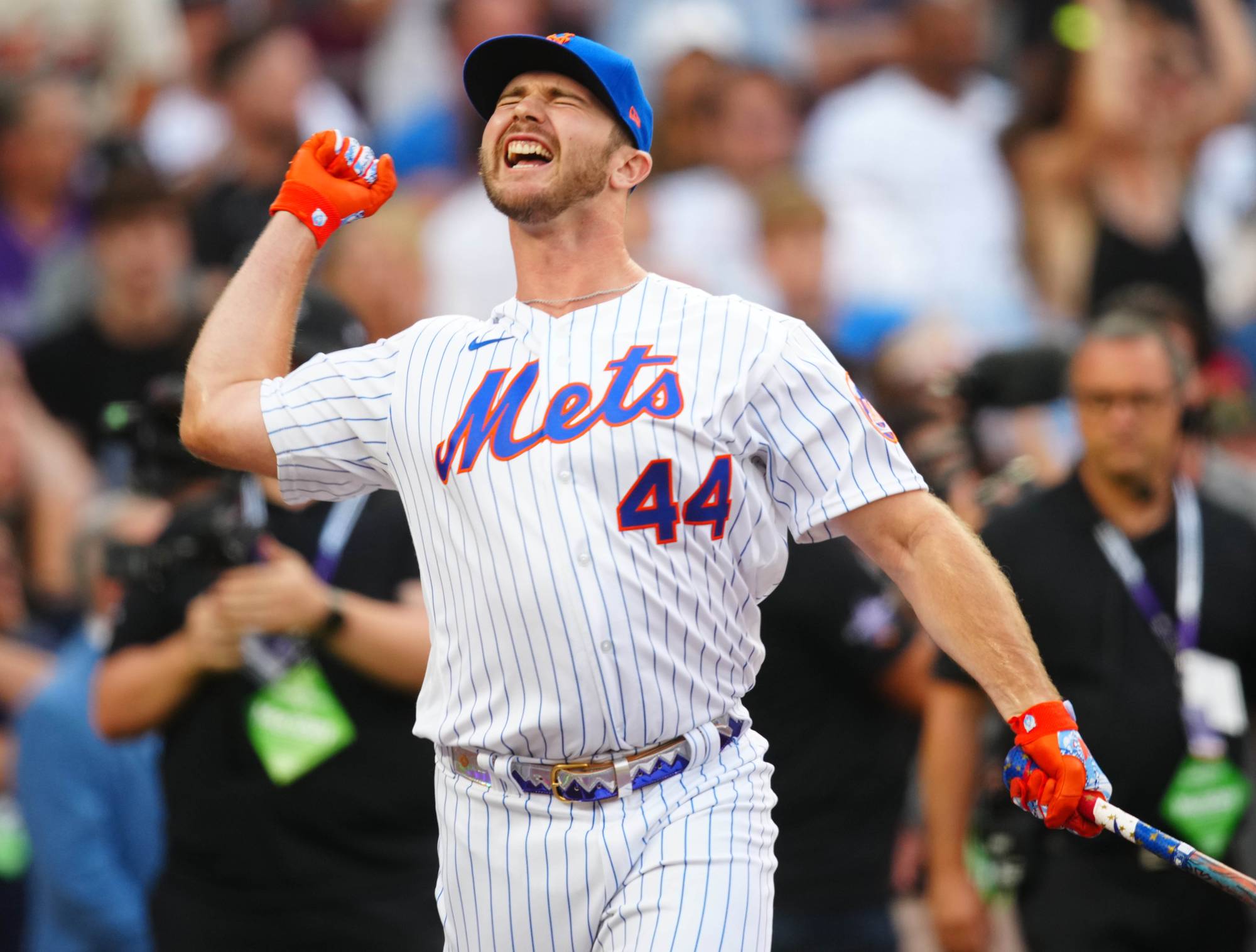 pete alonso home run derby pitcher