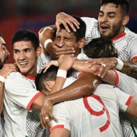 Mexico\'s men\'s soccer team celebrate after a goal during their quarter-final football match against South Korea. | AFP-JIJI