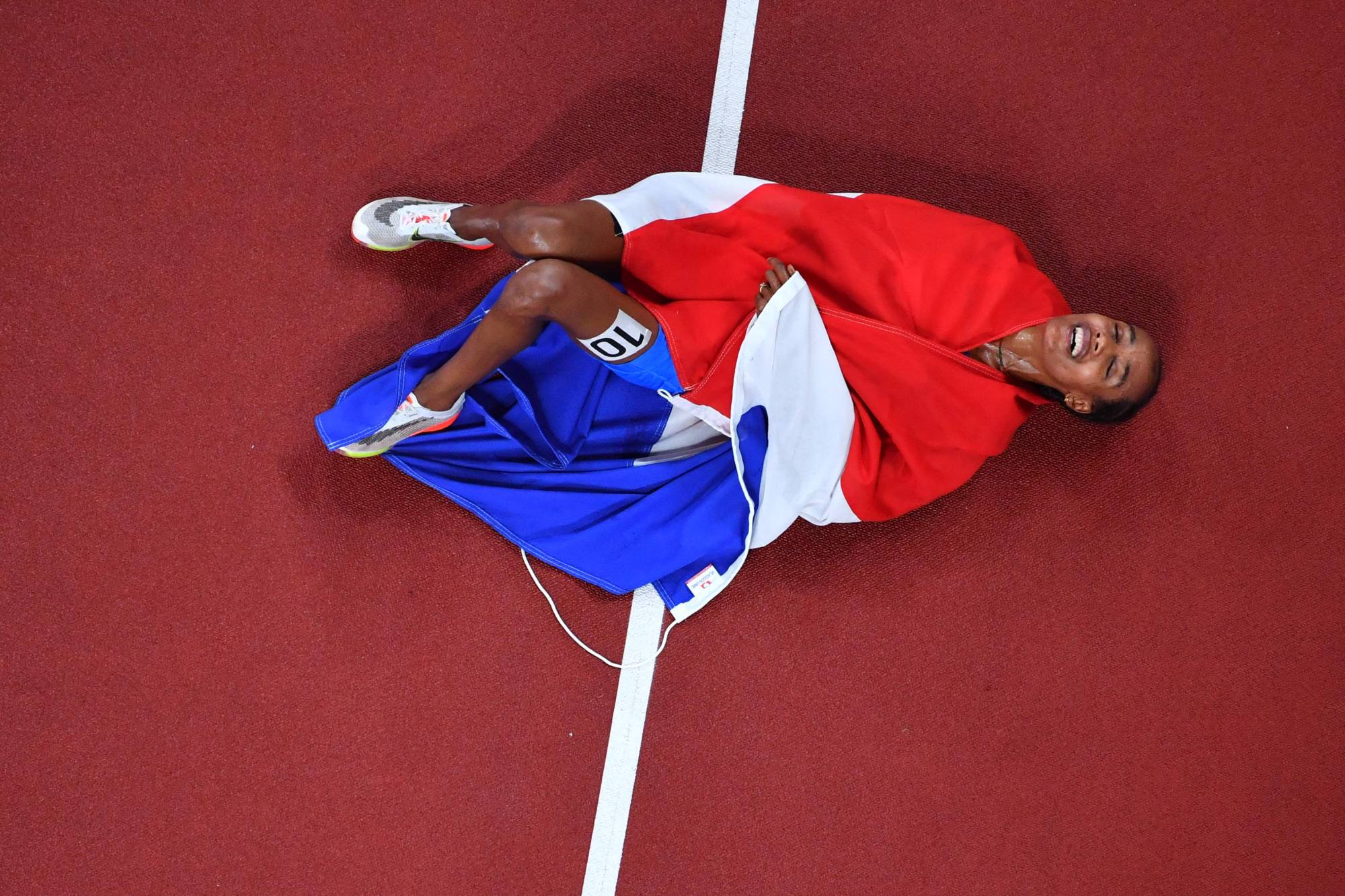Netherlands' Sifan Hassan after winning the women's 5,000-meter final  | AFP-JIJI