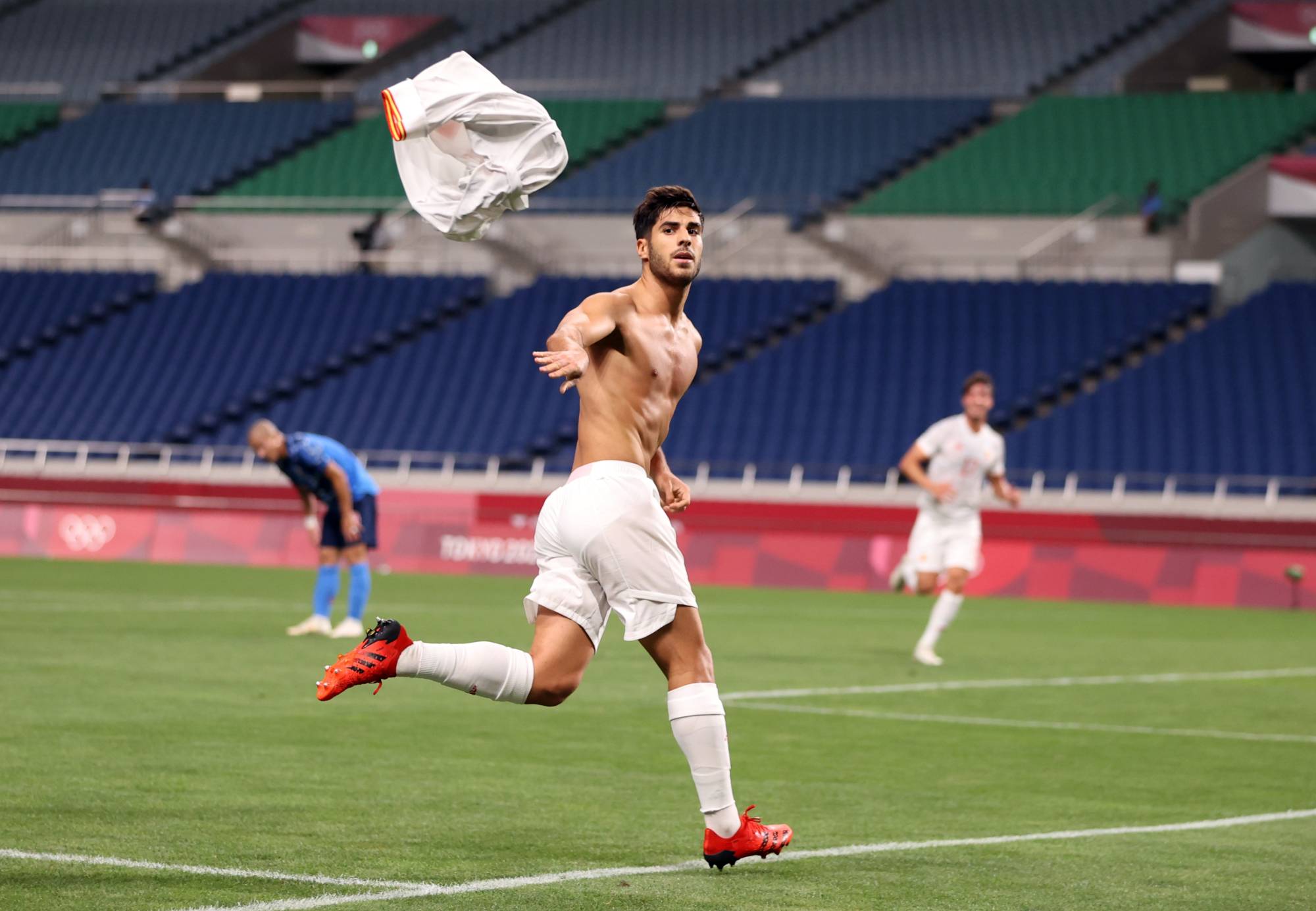 Marco Asensio celebrates scoring Spain's one goal during extra time. | REUTERS